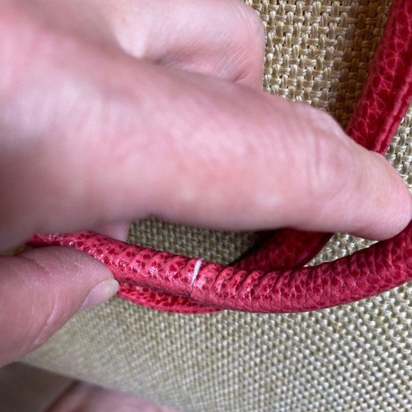 JP Tod's Handbag genuine red leather, suede lining, 2 handles, brass feet. Italy - Picture 14 of 14